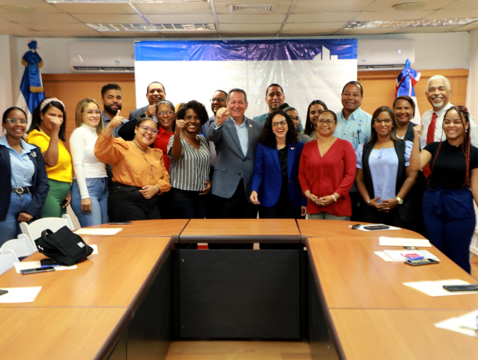 Promipyme inaugura Portal  “Emprende Promipyme” y programa de “Soñador a Emprendedor